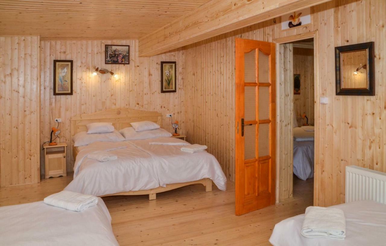 Malom Apartman Derekegyhaz Luaran gambar