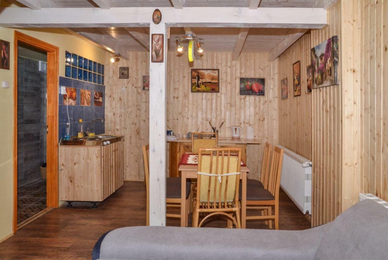 Malom Apartman Derekegyhaz Luaran gambar